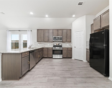 3202 Dawn Redwood Lane - Photo Thumbnail 4