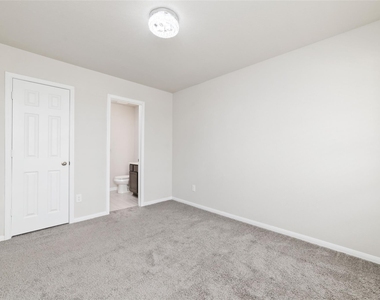 3202 Dawn Redwood Lane - Photo Thumbnail 19