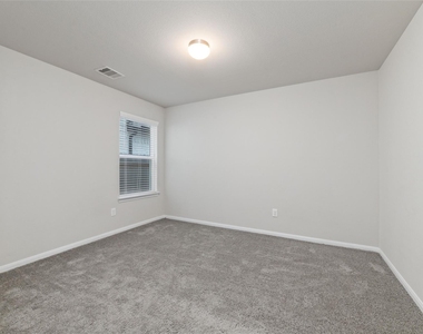 3202 Dawn Redwood Lane - Photo Thumbnail 17