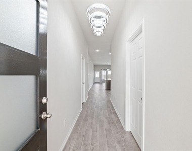 3202 Dawn Redwood Lane - Photo Thumbnail 2