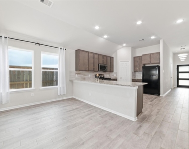 3202 Dawn Redwood Lane - Photo Thumbnail 5