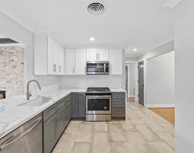 4614 Carleen Road - Photo Thumbnail 9
