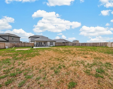 3611 Koop Loop Court - Photo Thumbnail 39