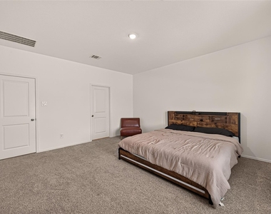 3611 Koop Loop Court - Photo Thumbnail 28