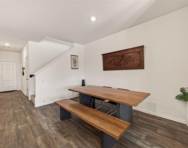 3611 Koop Loop Court - Photo Thumbnail 7