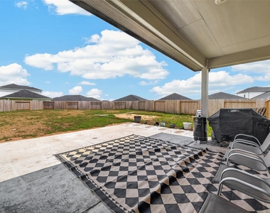 3611 Koop Loop Court - Photo Thumbnail 35