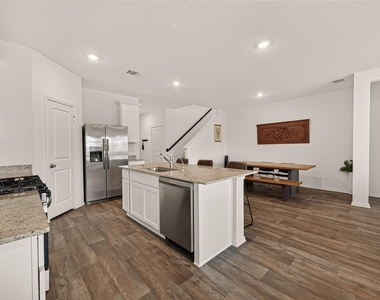 3611 Koop Loop Court - Photo Thumbnail 15
