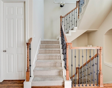 2731 Sherwin Street - Photo Thumbnail 11