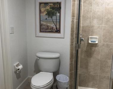 806 Mystic Drive - Photo Thumbnail 15