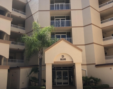 806 Mystic Drive - Photo Thumbnail 1