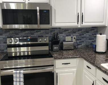 806 Mystic Drive - Photo Thumbnail 48