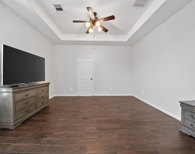 8922 Pinenut Drive - Photo Thumbnail 29