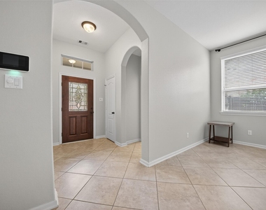 8922 Pinenut Drive - Photo Thumbnail 3