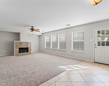 29554 N Legends Bend - Photo Thumbnail 21