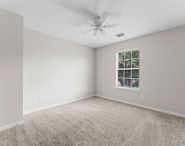 29554 N Legends Bend - Photo Thumbnail 11