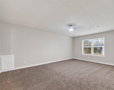 2402 Oak Shores Drive - Photo Thumbnail 22