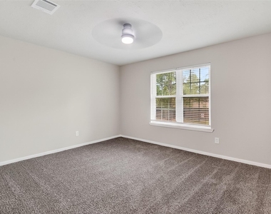 2402 Oak Shores Drive - Photo Thumbnail 36