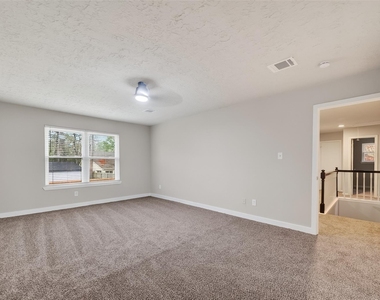 2402 Oak Shores Drive - Photo Thumbnail 21