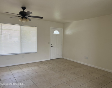 2140 Clover Street Ne - Photo Thumbnail 1