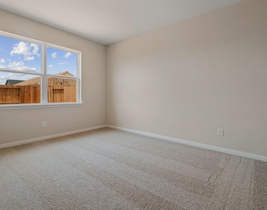 712 Jasmine Ridge Lane - Photo Thumbnail 15