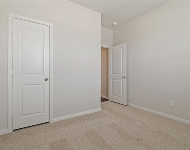 712 Jasmine Ridge Lane - Photo Thumbnail 12