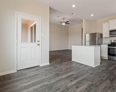 712 Jasmine Ridge Lane - Photo Thumbnail 7