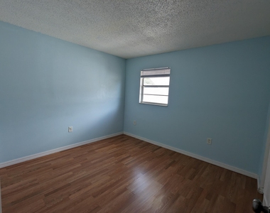 2443 Mercury Drive - Photo Thumbnail 13