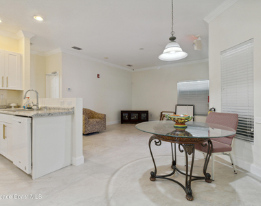 1581 Zaffer Street Nw - Photo Thumbnail 2