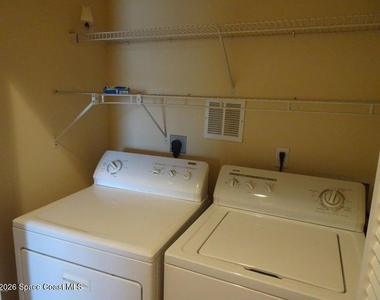 1020 Venetian Drive - Photo Thumbnail 11