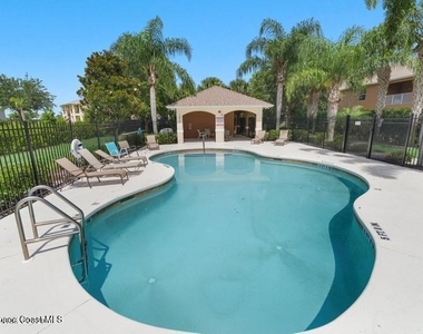 1020 Venetian Drive - Photo Thumbnail 15