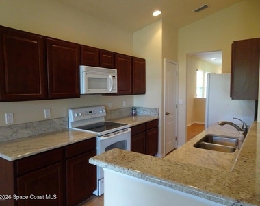 1020 Venetian Drive - Photo Thumbnail 1