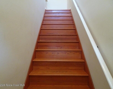 1020 Venetian Drive - Photo Thumbnail 13