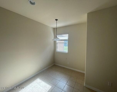 1761 Caleb Lane - Photo Thumbnail 4
