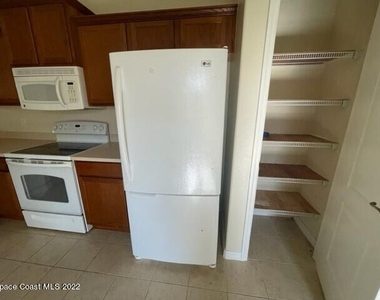 1761 Caleb Lane - Photo Thumbnail 3