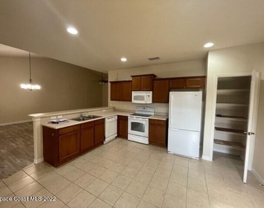 1761 Caleb Lane - Photo Thumbnail 2