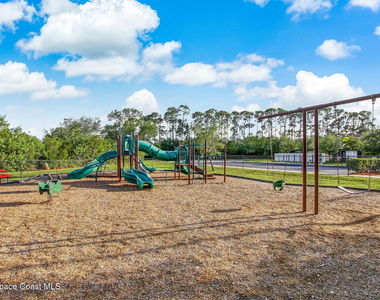 3254 Burdock Avenue - Photo Thumbnail 24