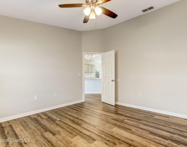 3254 Burdock Avenue - Photo Thumbnail 12