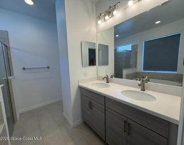 8008 Dobre Way - Photo Thumbnail 14