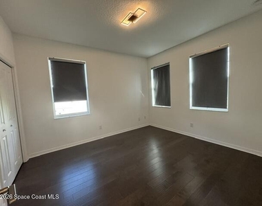 8008 Dobre Way - Photo Thumbnail 18