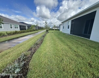 8008 Dobre Way - Photo Thumbnail 28