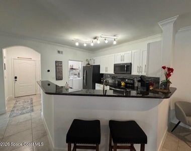 6411 Borasco Drive - Photo Thumbnail 5