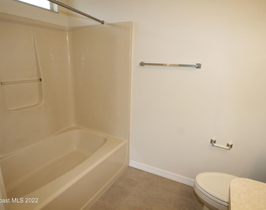 1738 Loquat Court Nw - Photo Thumbnail 16