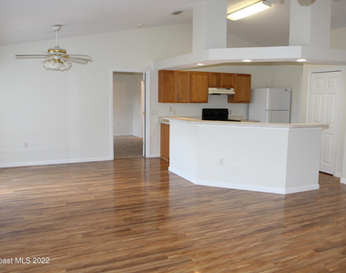 1738 Loquat Court Nw - Photo Thumbnail 11