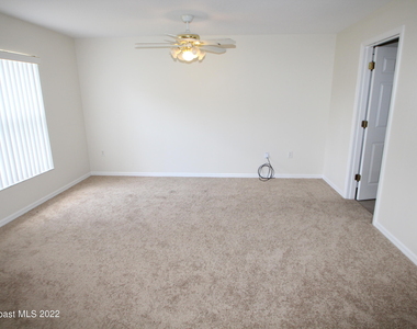 1738 Loquat Court Nw - Photo Thumbnail 14