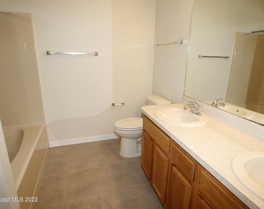 1738 Loquat Court Nw - Photo Thumbnail 17