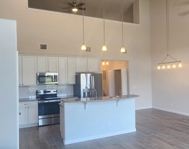 92 Clemente Drive - Photo Thumbnail 11