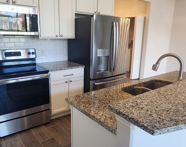 92 Clemente Drive - Photo Thumbnail 13