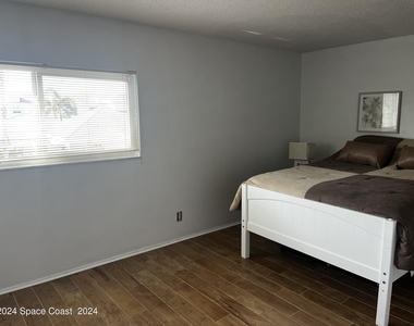 1003 Ashley Avenue - Photo Thumbnail 9