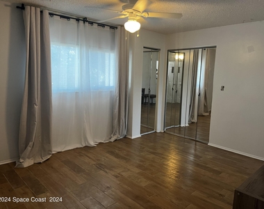 1003 Ashley Avenue - Photo Thumbnail 7