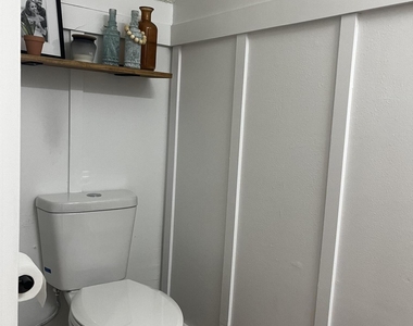 1003 Ashley Avenue - Photo Thumbnail 13